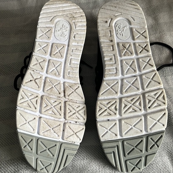 Rise memory foam men’s sneakers size 12 - Picture 3 of 5